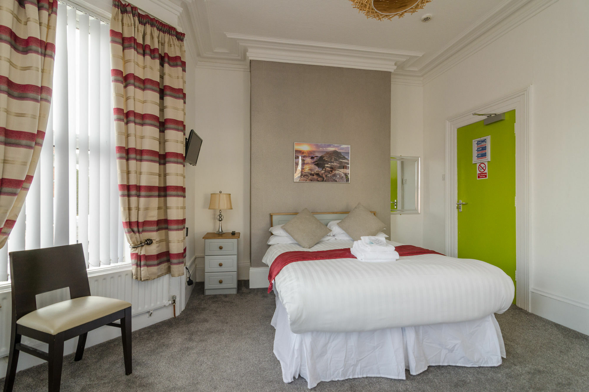 Oyo Parador Lodge Belfast Buitenkant foto